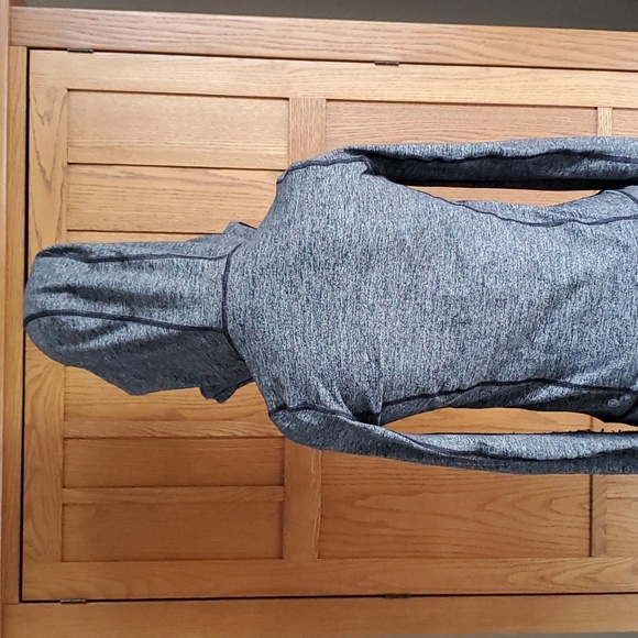 Lululemon Hoodie - Picture 5 of 6